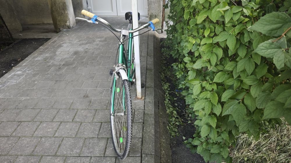 Bicicletă rusească, Bela