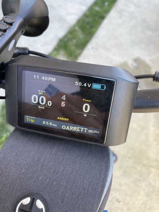Vînd bicicletă electrică Lombardo