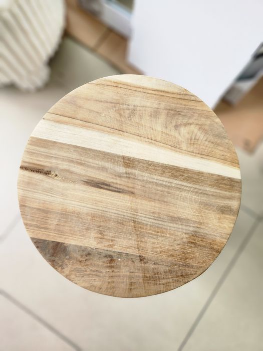 NOU Scaun lemn masiv, rotund