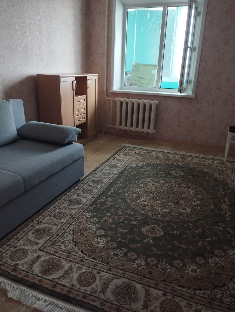 Сдам комнату девушке в благоустроенной квартире