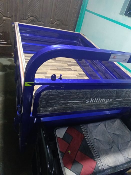 Срочно продаю электроскутер.