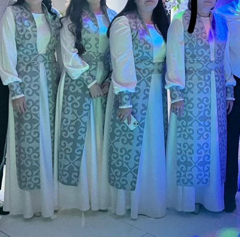 Прокат национальных платьев