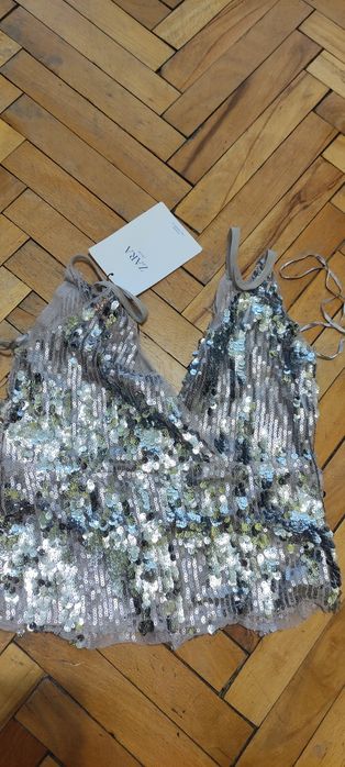 Дамски топ на ZARA
