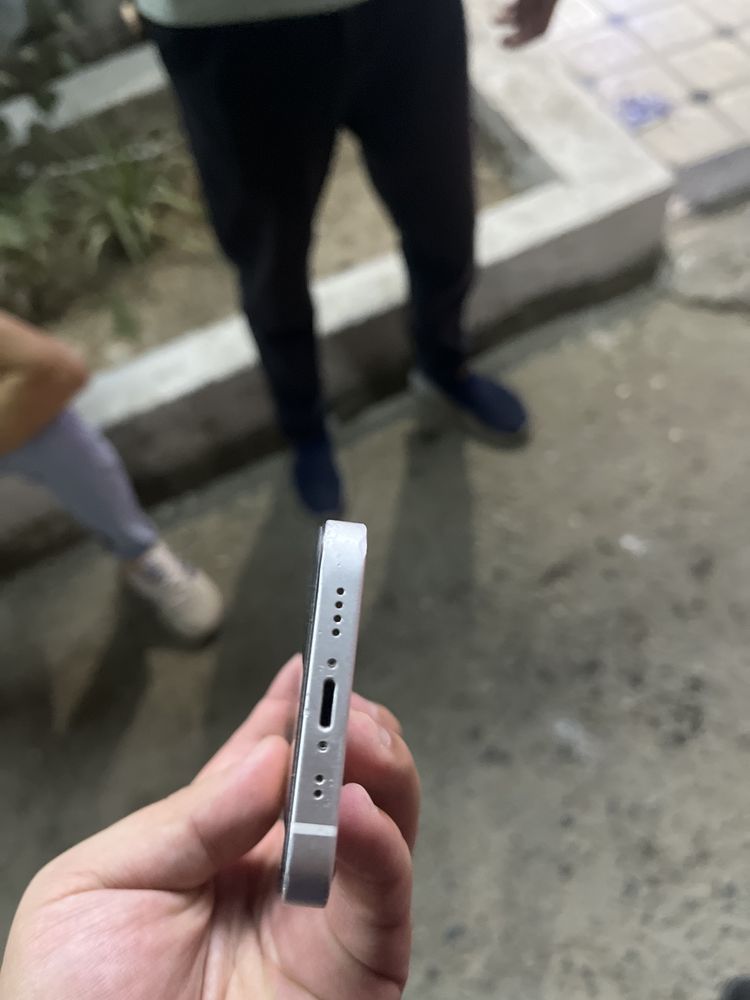 Iphone 12 mini холати яхши акум, экран алишган