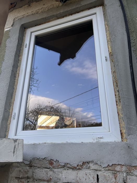 Ferestre termopan folosite 8 geamuri + 1 usa