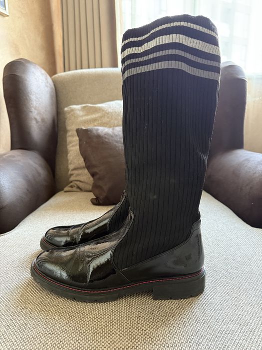 Ботуши,номер-43 в отлично състояние.