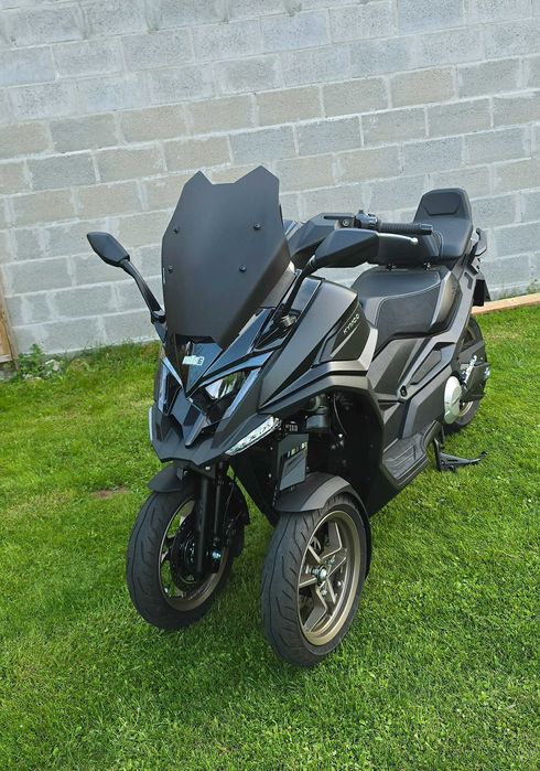 Kymco cv3 se conduce cu permis categoria B