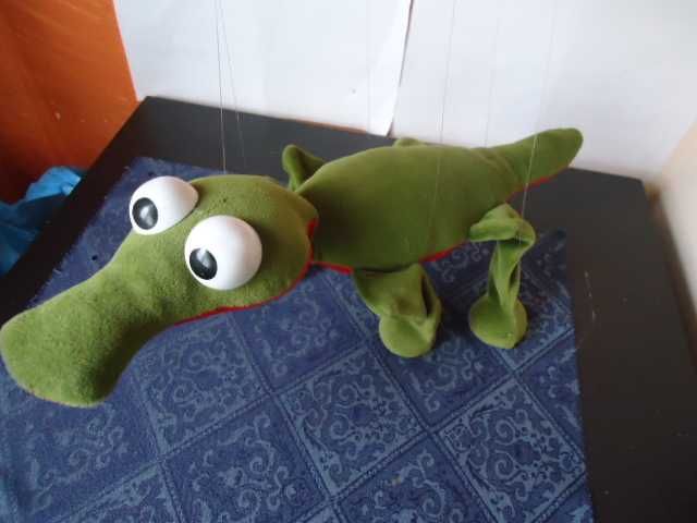 марионетка крокодил,кученце Eichhorn, пират на остров ,кукла на конци