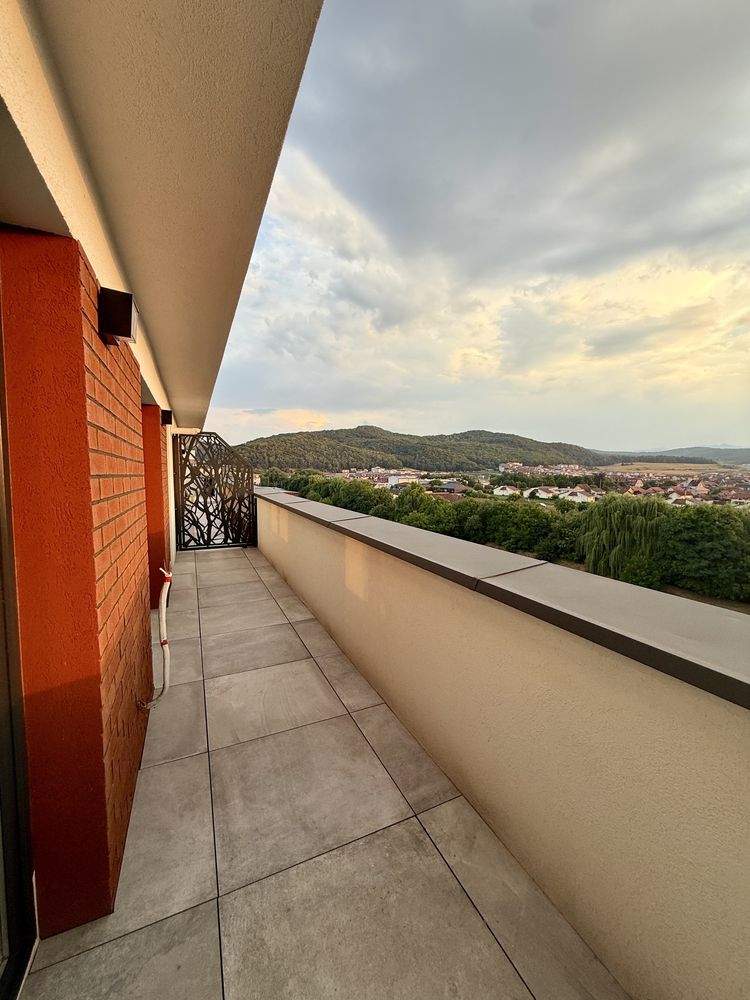 Persoana fizica! Terasa, zona Oncos, Marion!