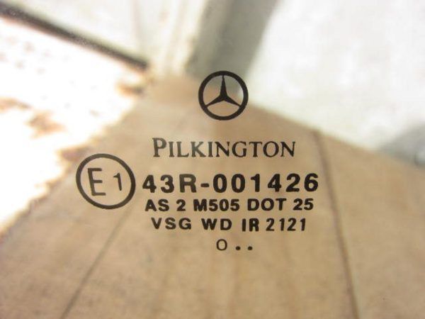 На мерседес стекло дверное форточка w211/203/220/210/221/163-4/638-9/