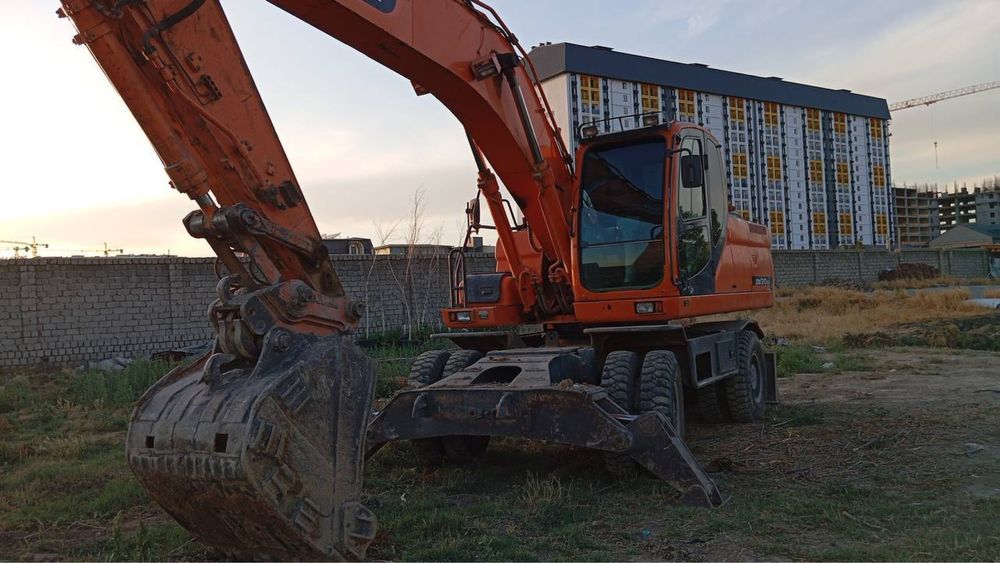 Doosan DX210WA Экскаватор
