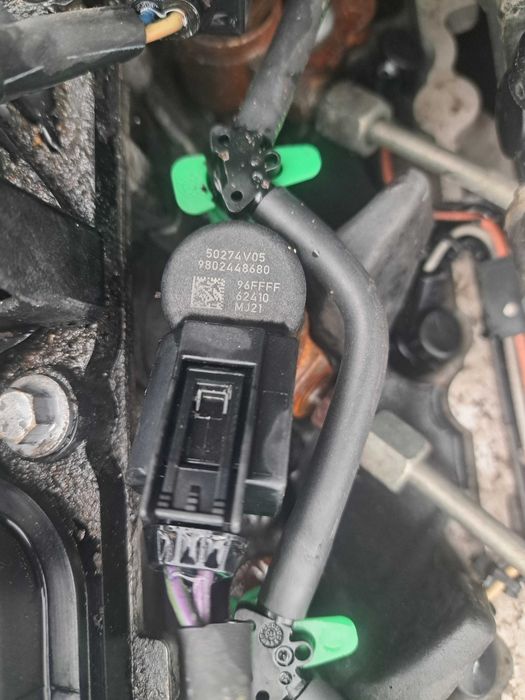 Injector 9802448680 - Ford Transit Connect, Focus 1.6 TDCI (2013-2022)