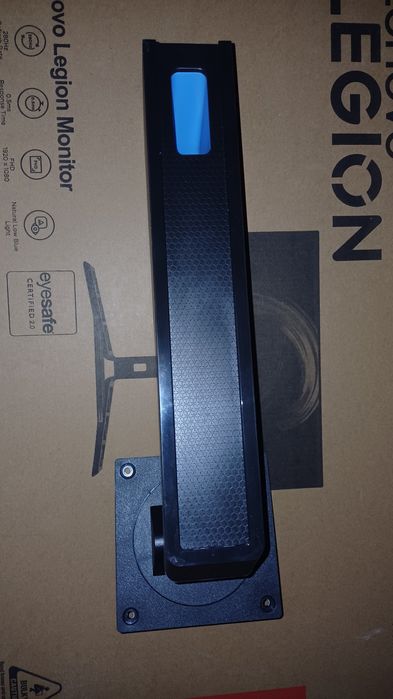 Стойка за монитор