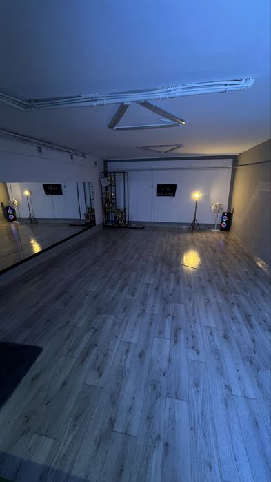 Танцевальный зал 45к , все актуальные часы свободны