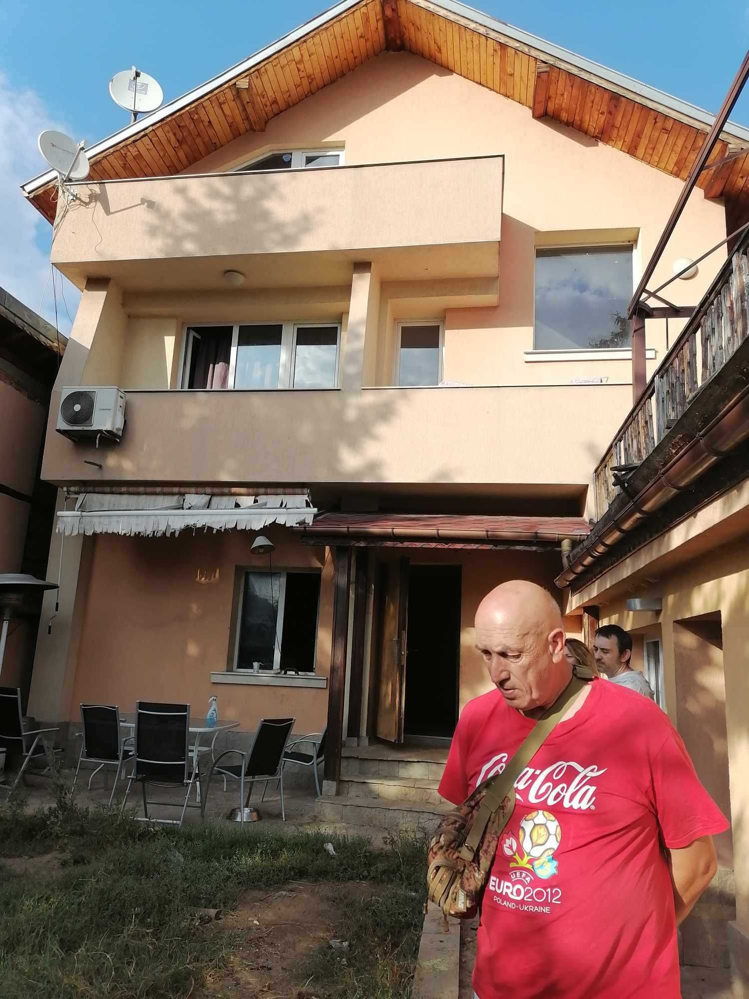 Къща в  Орландовци