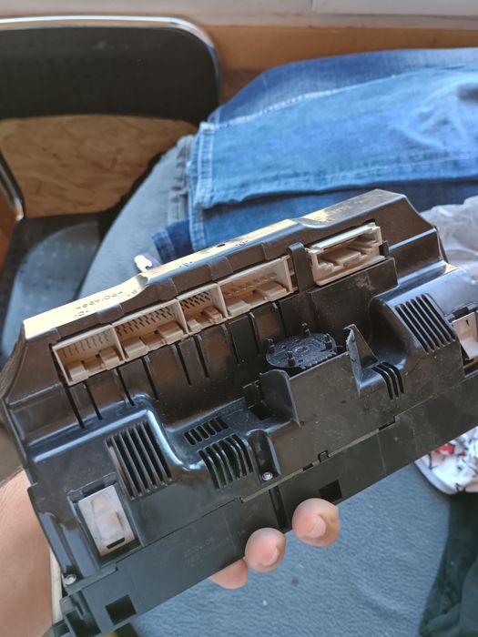 Vând panou clima Audi A6 C6