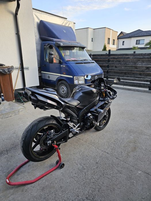 Yamaha R1 RN19 2007