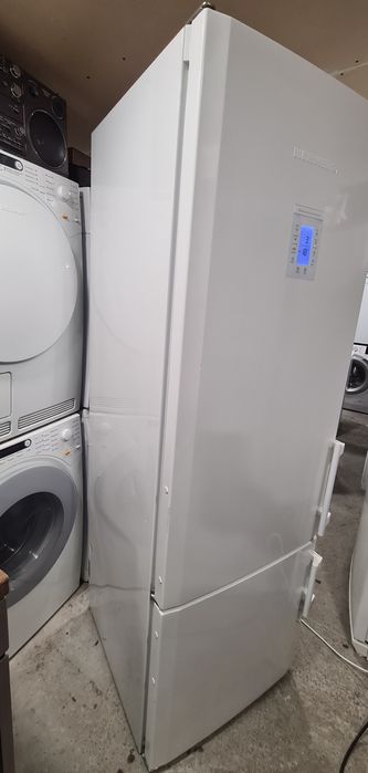 Хладилник с фризер Liebherr CBN 3656 Premium BioFresh NoFrost