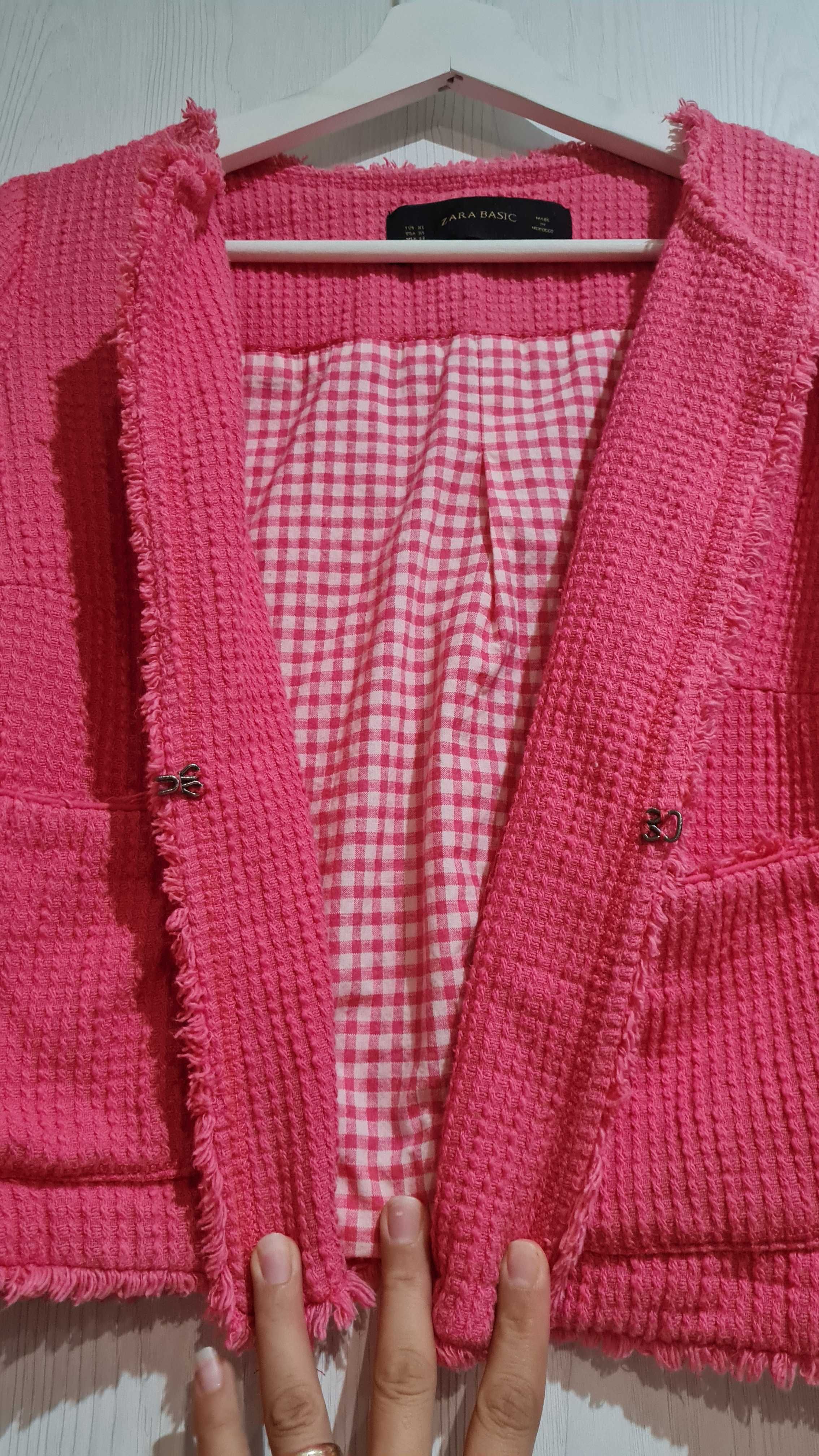 Късо палтенце на Zara