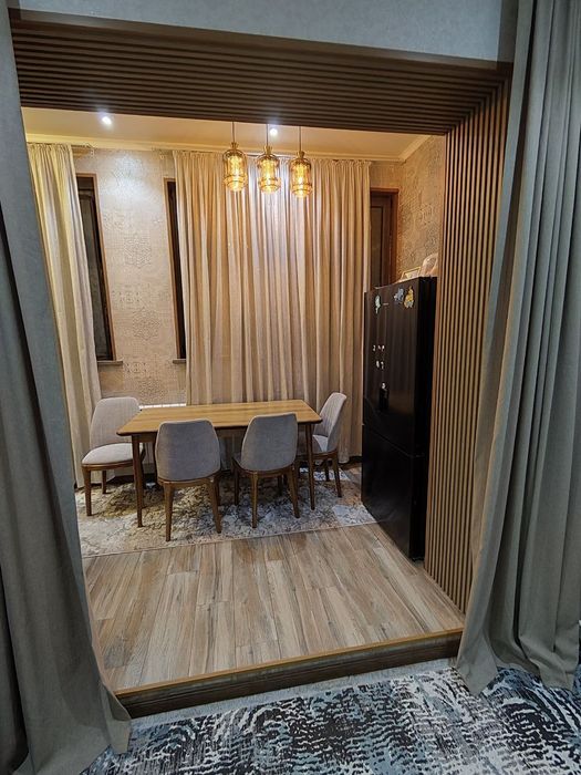 Срочно продаю квартиру Новомосковская