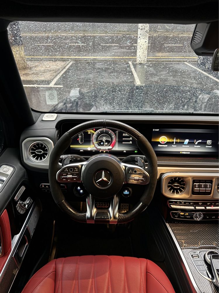 Mercedes Benz G63 AMG