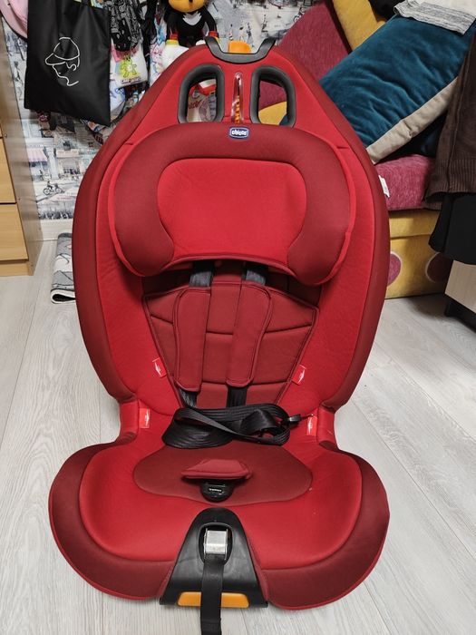 Продам автокресло с 9 мес до 12 лет