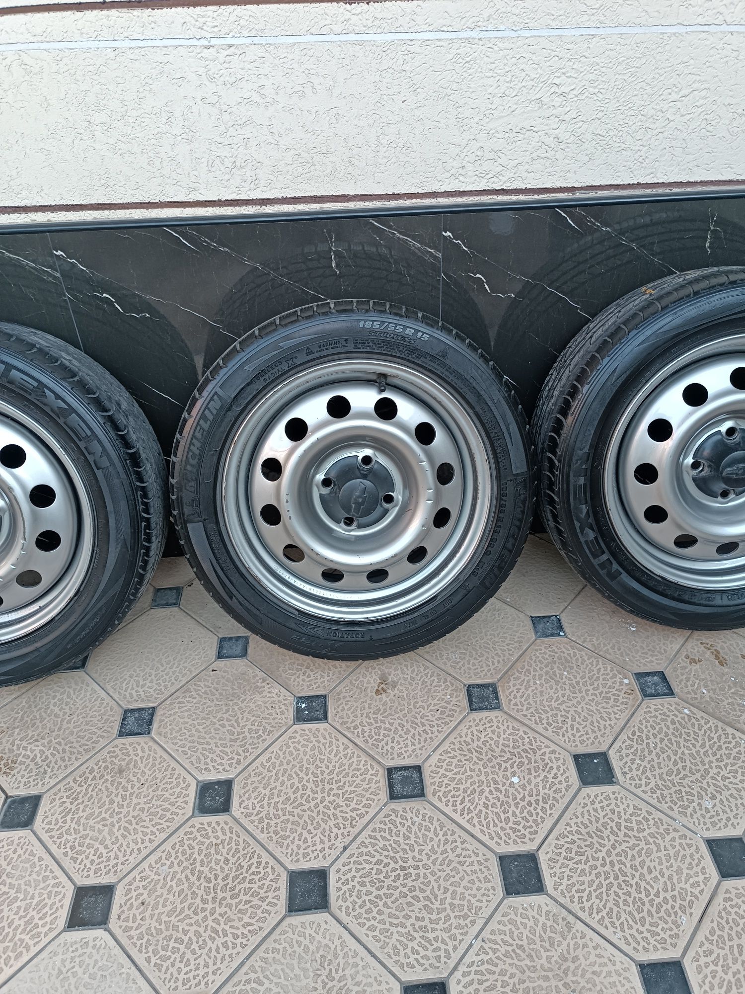 Diska Balon Stalnoy 195 55 R15 Holati yaxshi Nexia 1 va 2 laga