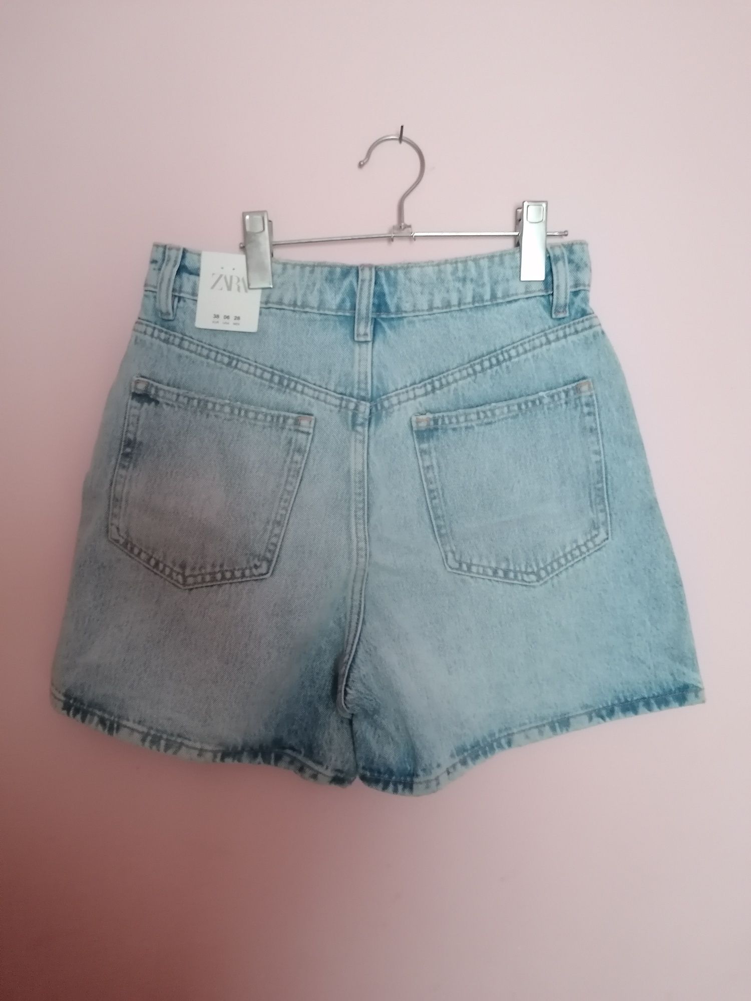 Vand jeans scurti dama