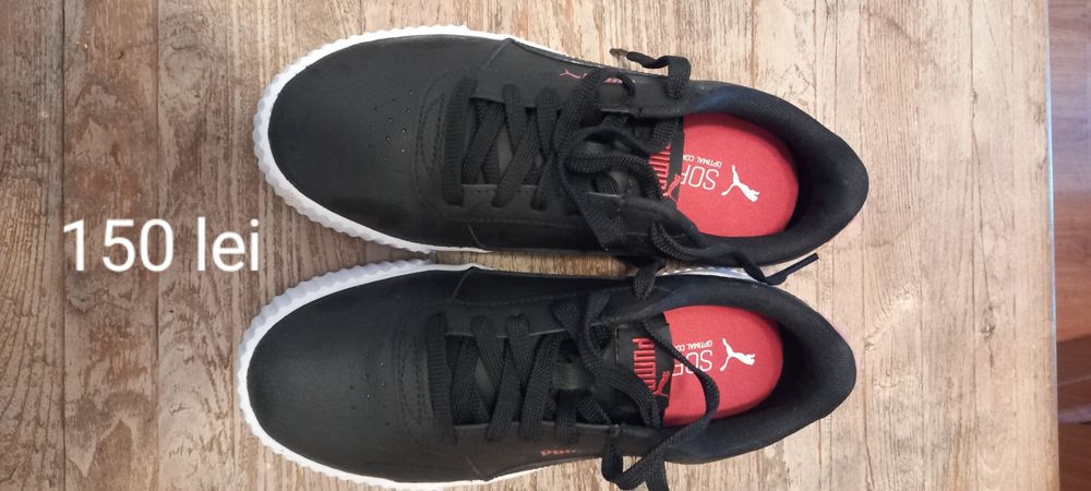 Vând adidasi purtati