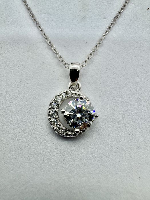 Сребърно колие с мойсанит (Диамант) 1 карат