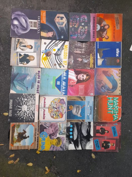 Discuri de vinil, muzica usoara, rock, populare