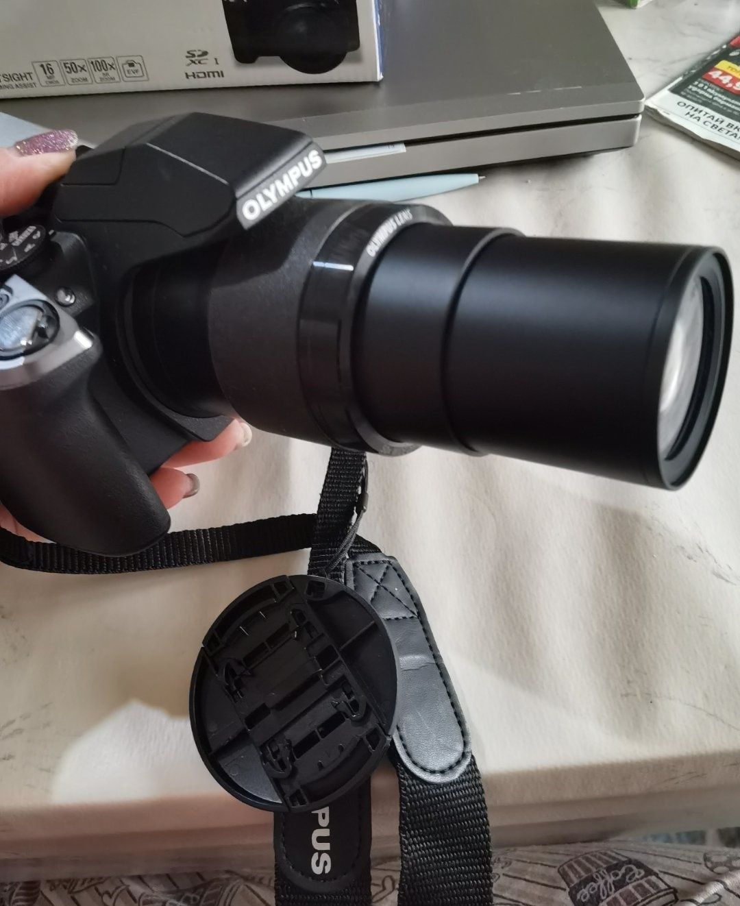 Фотоапарат Olympus SP-100EE