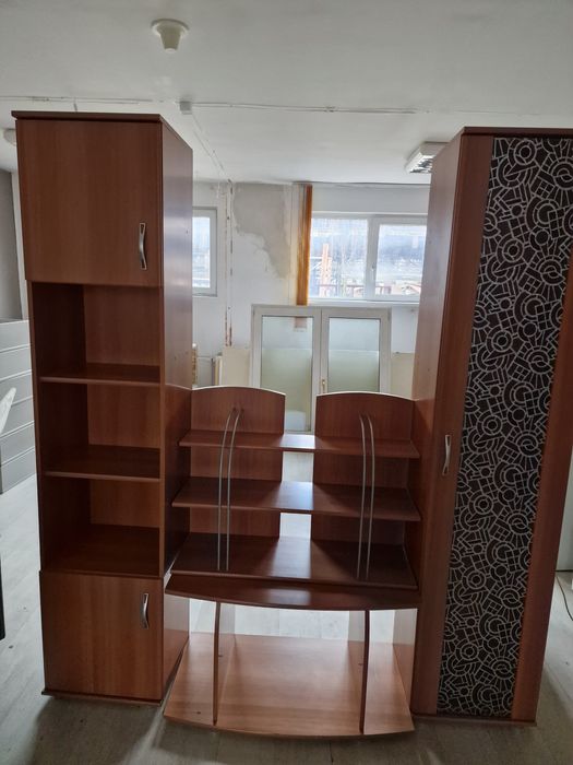 Vand mobila sufragerie