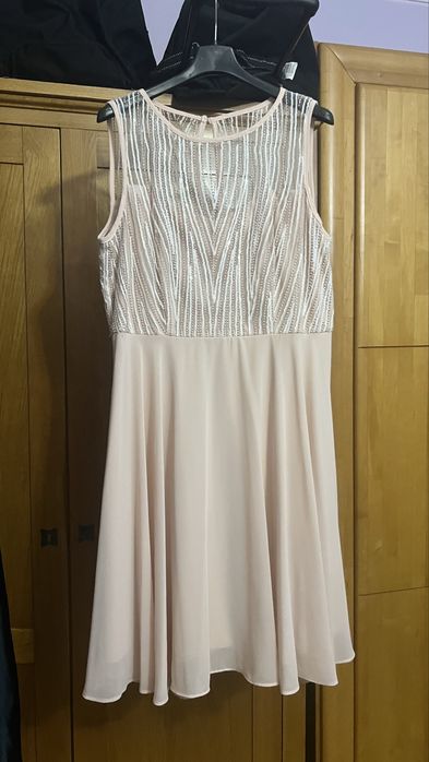 Rochie usoara  cu paiete