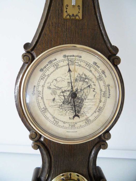 НАМАЛЕН  Барометър , термометър и хидрометър (влагомер).