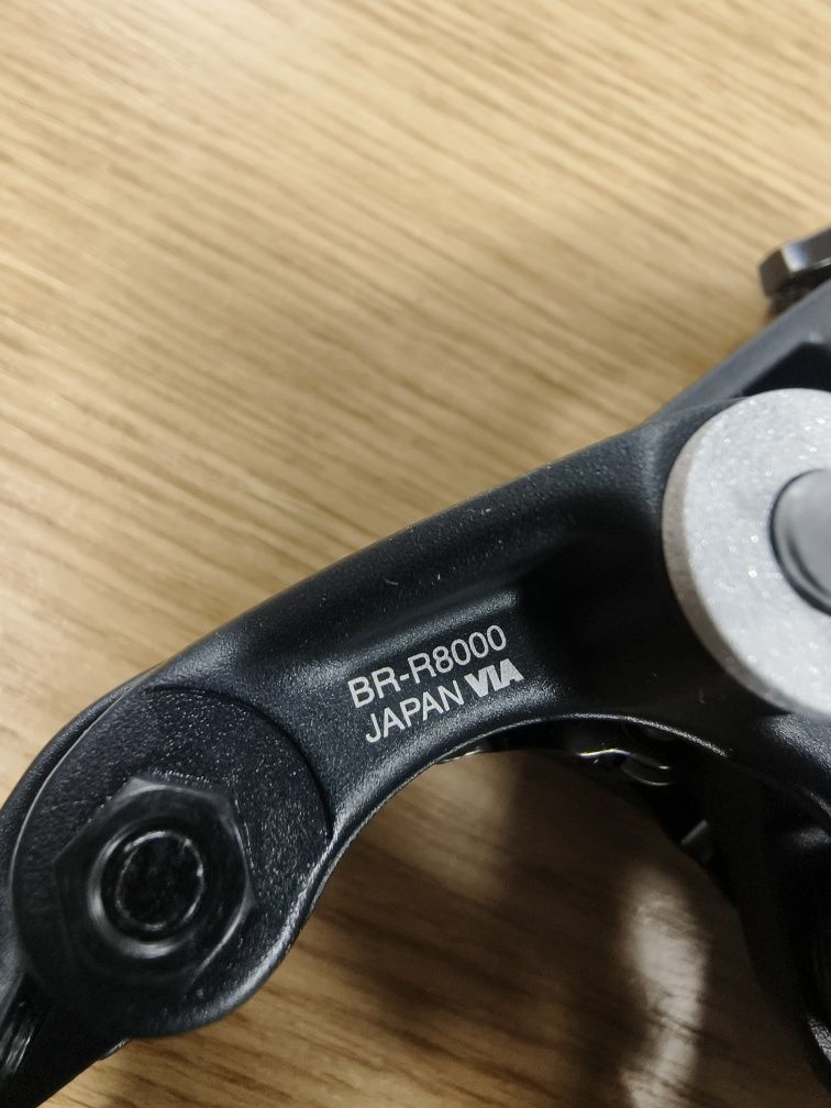 Комплект Шосейни Челюстни Спирачки: SHIMANO ULTEGRA BR-R8000/BR-R8100