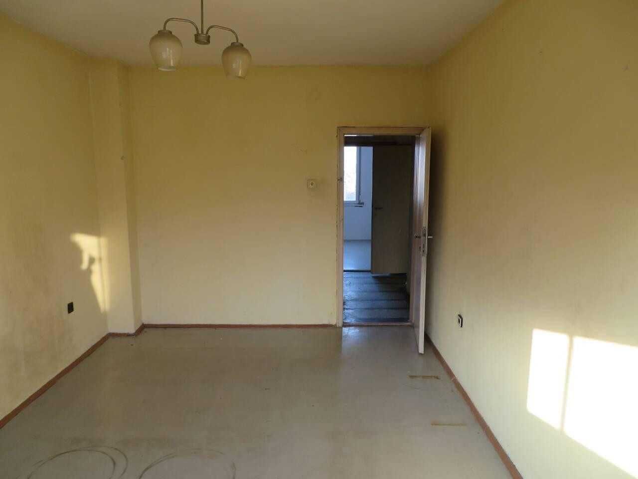 Продава се Тристаен апартамент в Пловдив, Кючук Париж - 107 кв.м за 1243 €/кв.м - Снимка #10
