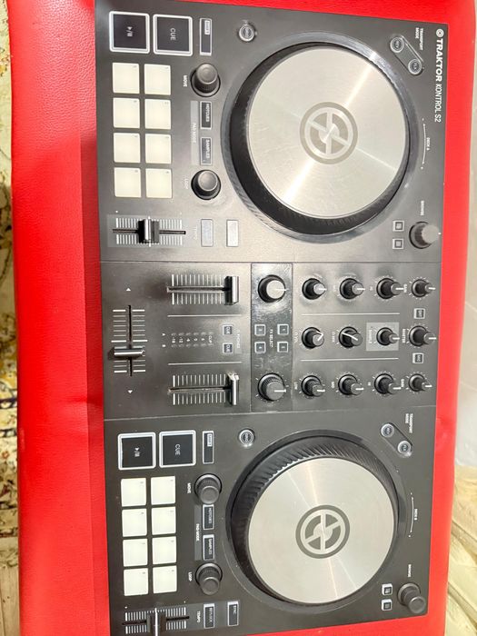 Traktor DJ S2 MK3