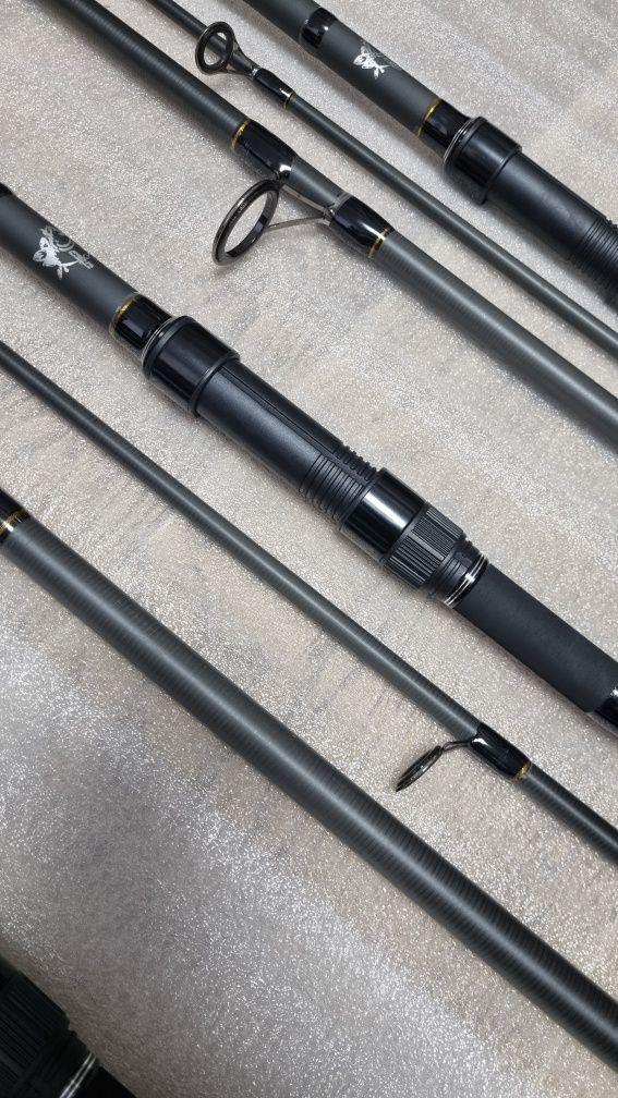 SET 4 Lansete FL LEGEND CARP 3.90 m 3.75 Lbs 3 tronsoane Model nou