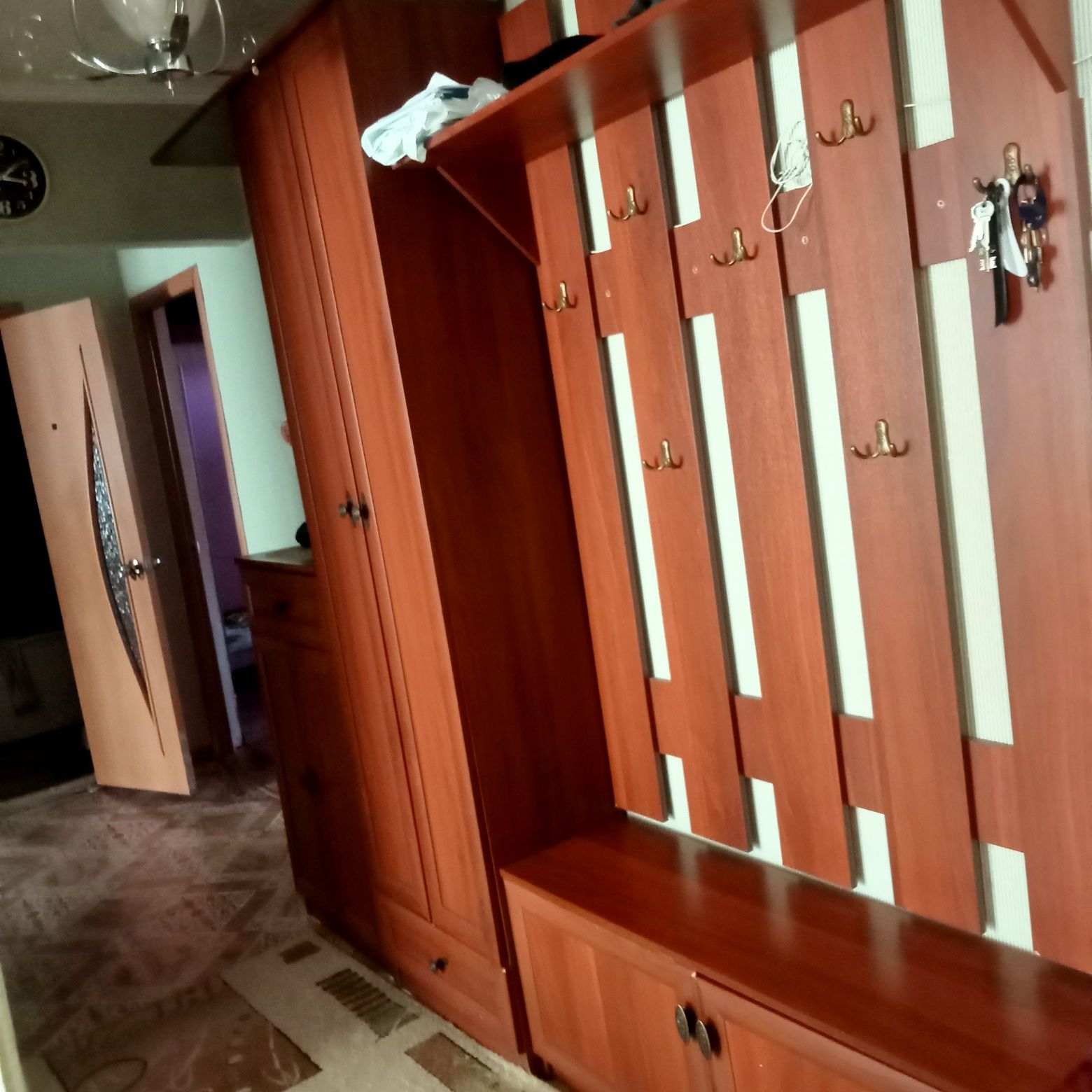 Продам прихожый. Состояние отличное