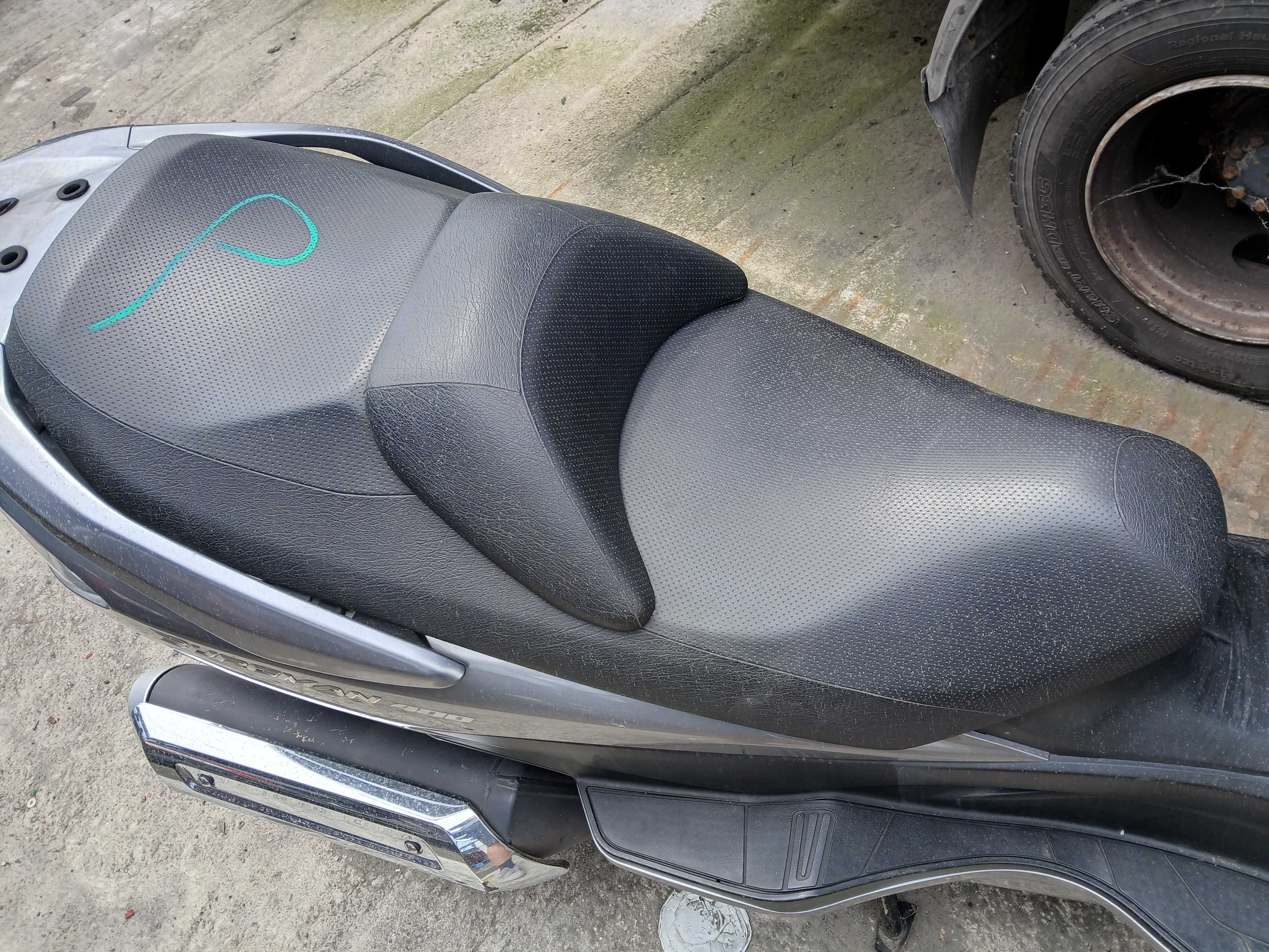 Suzuki Burgman 400