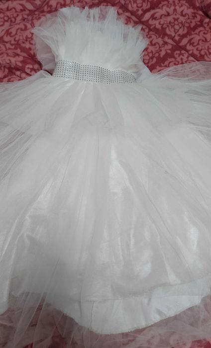 Vand rochița prințesă