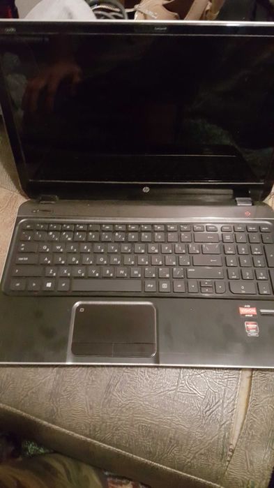 Ноутбук hp в хорошем состоянии