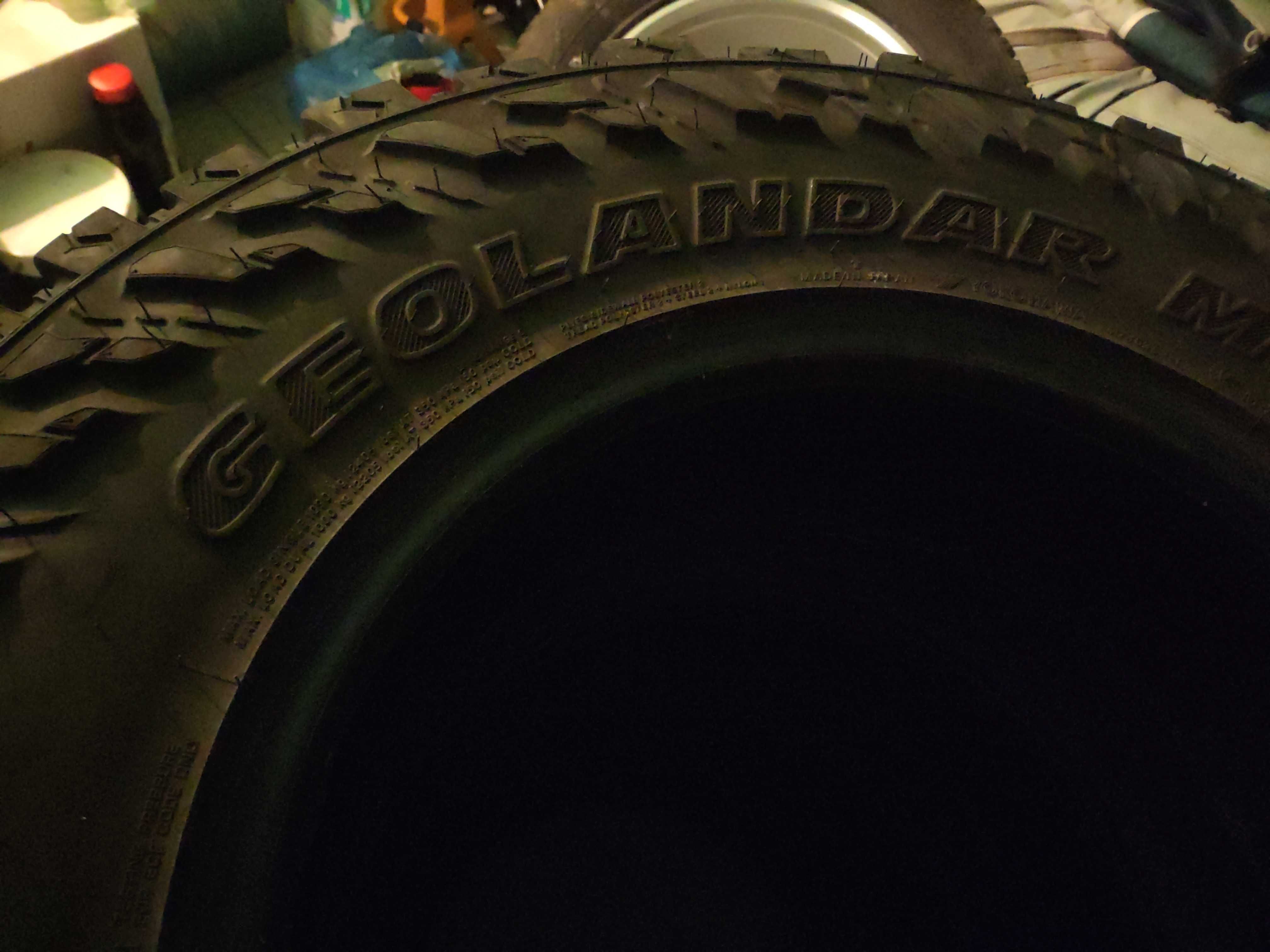 гуми за кал Yokohama Geolander M/T LT255/75 R17 DOT4623