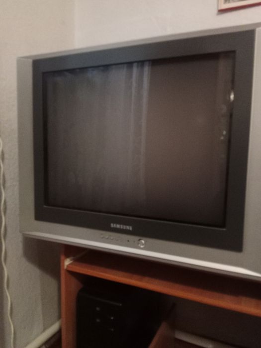 Продам телевизор самсунг