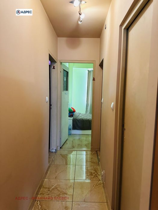 Продава се Тристаен апартамент в Плевен, Сторгозия - 74 кв.м за 1622 €/кв.м - Снимка #7