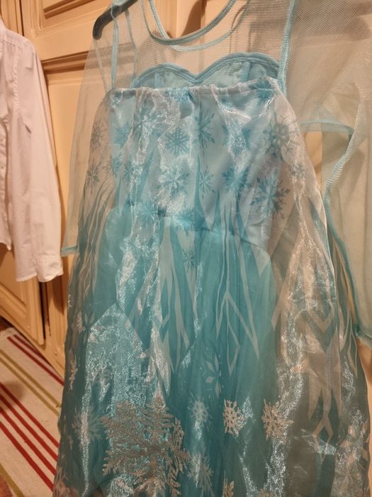 Costum de carnaval Elsa 116 mărimea