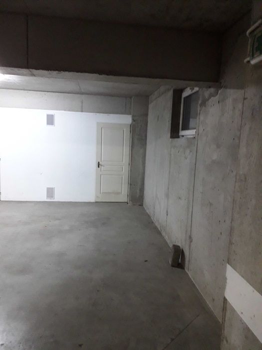 Dau in chirie parcare subterana pe str Ploiesti in P-ta Mihai Viteazul