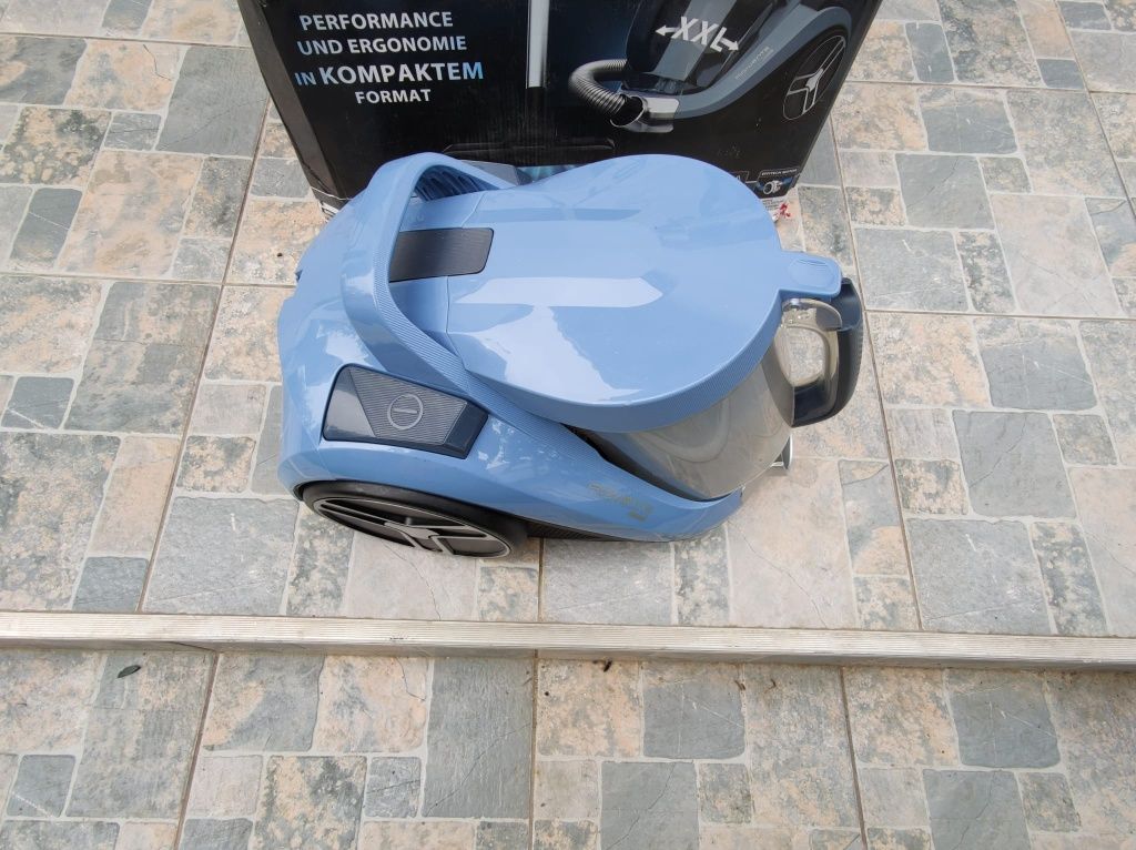 Aspirator fara sac ROWENTA Compact Power XXL RO4871EA, 550W, Clasa A+,
