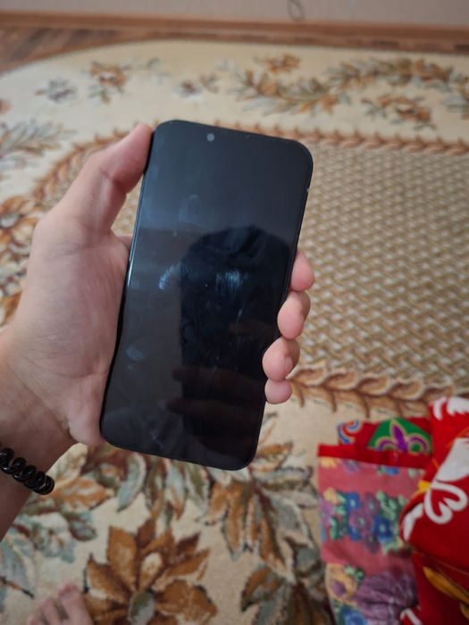 Iphone 13 продаю в хорошем состоянии